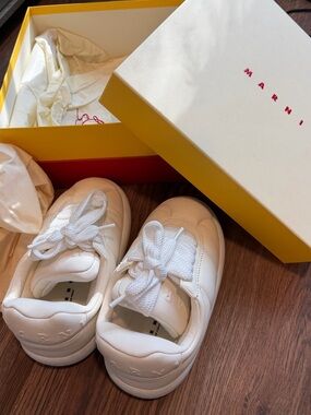 Marni white big foot 2.0 Nappa Puffy lace up Sneakers